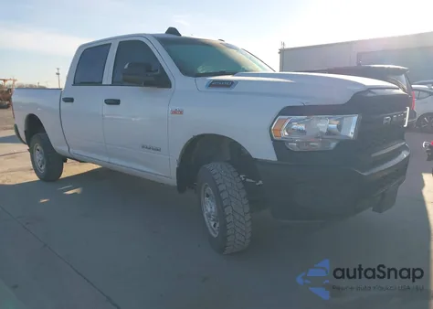 2022 Ram 2500 Tradesman 4X4 6'4 Box from USA, damaged, VIN 3C6UR5CJ2NG130977